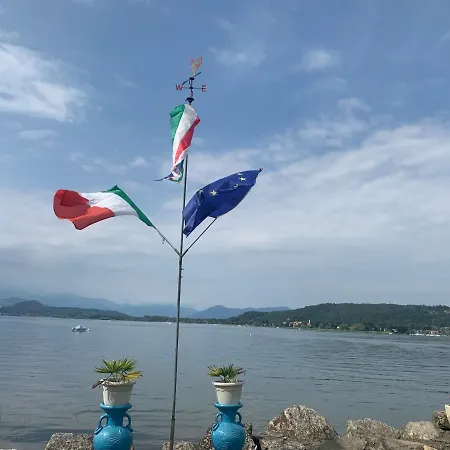 Casa In Riva Al Diletta Spiti 카스텔레토소프라티시노