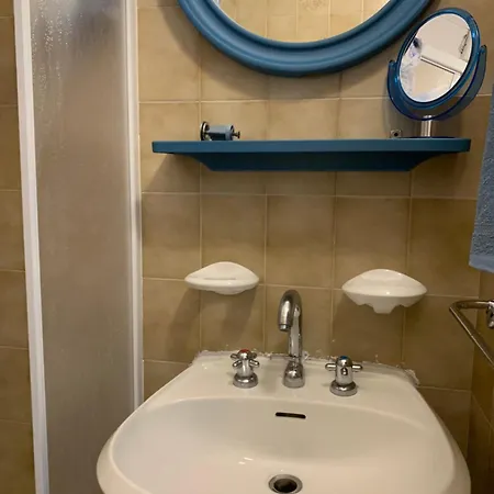 Casa In Riva Al Diletta Spiti