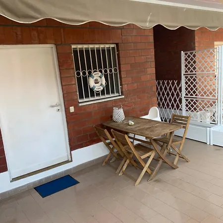 Casa In Riva Al Diletta Spiti * 카스텔레토소프라티시노